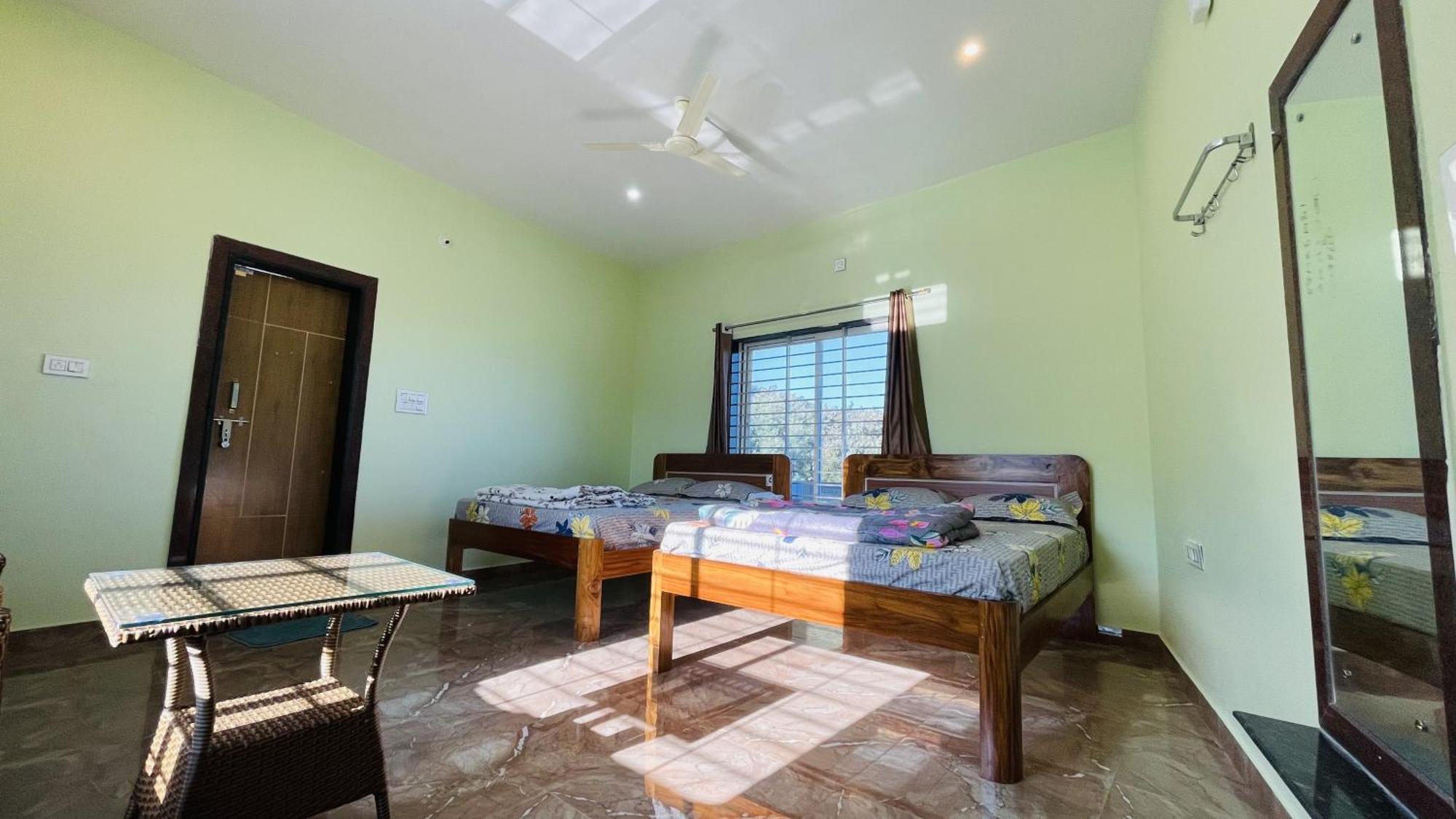 Rashi Z View Estate Stay Tarikere エクステリア 写真