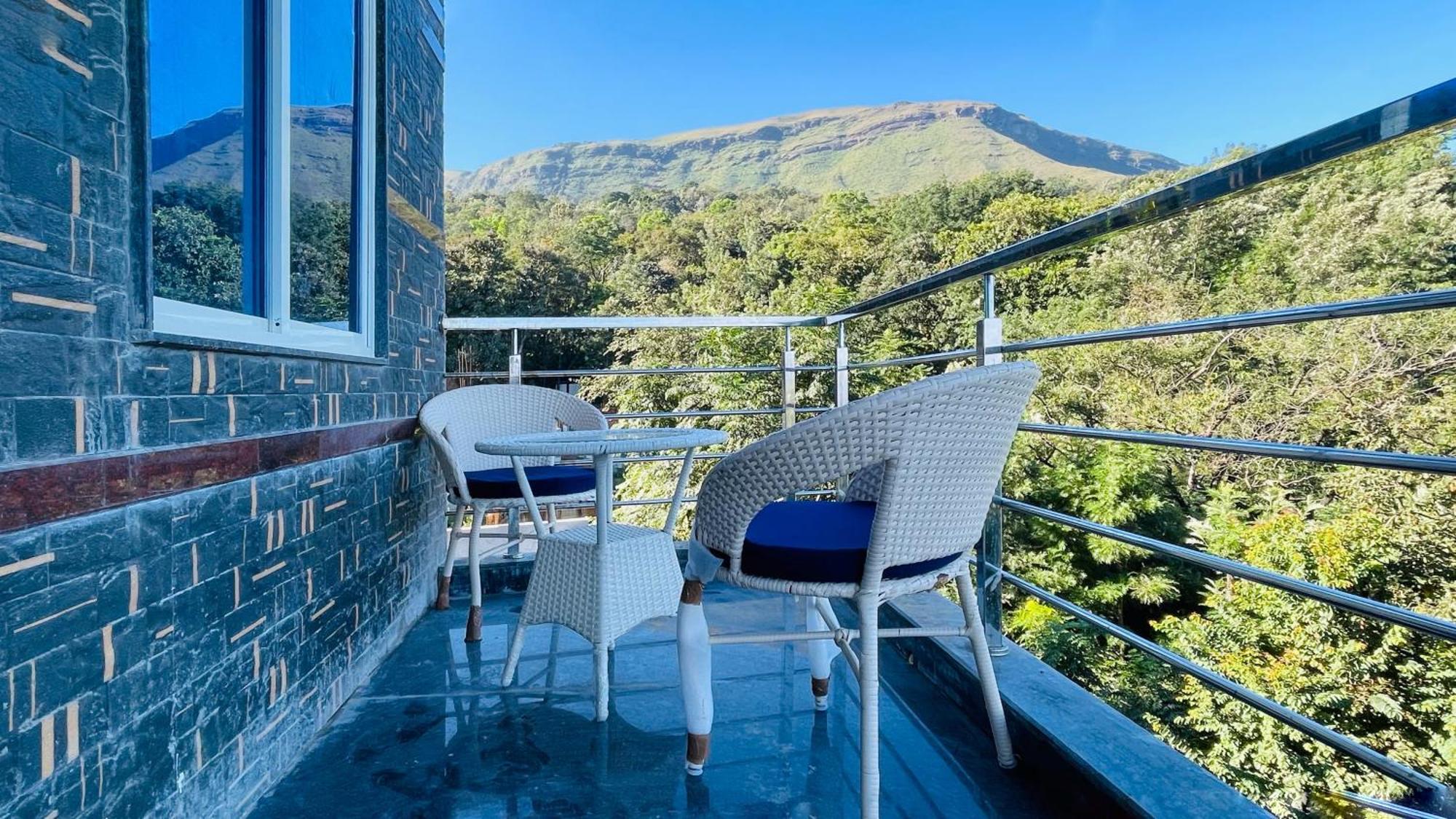 Rashi Z View Estate Stay Tarikere エクステリア 写真